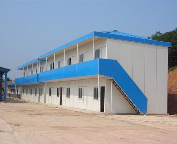 雙層四坡五脊活動(dòng)房